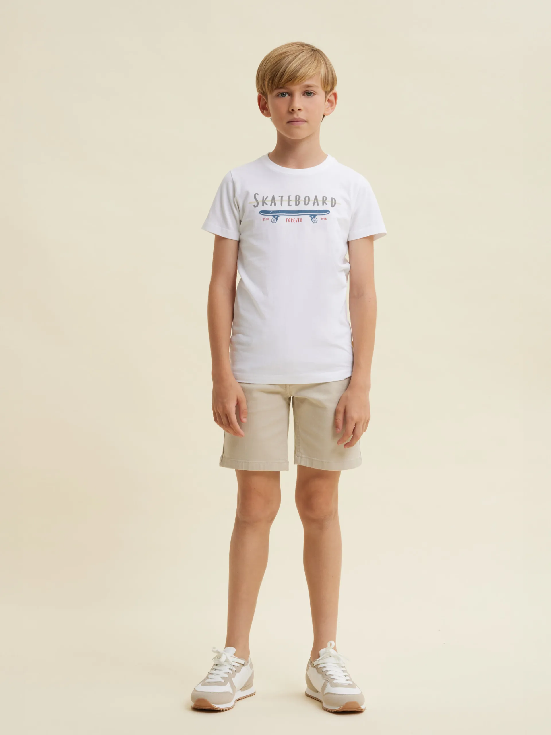Camisetas-Alvaro Moreno CAMISETA SKATEBOARD KIDS Blanco