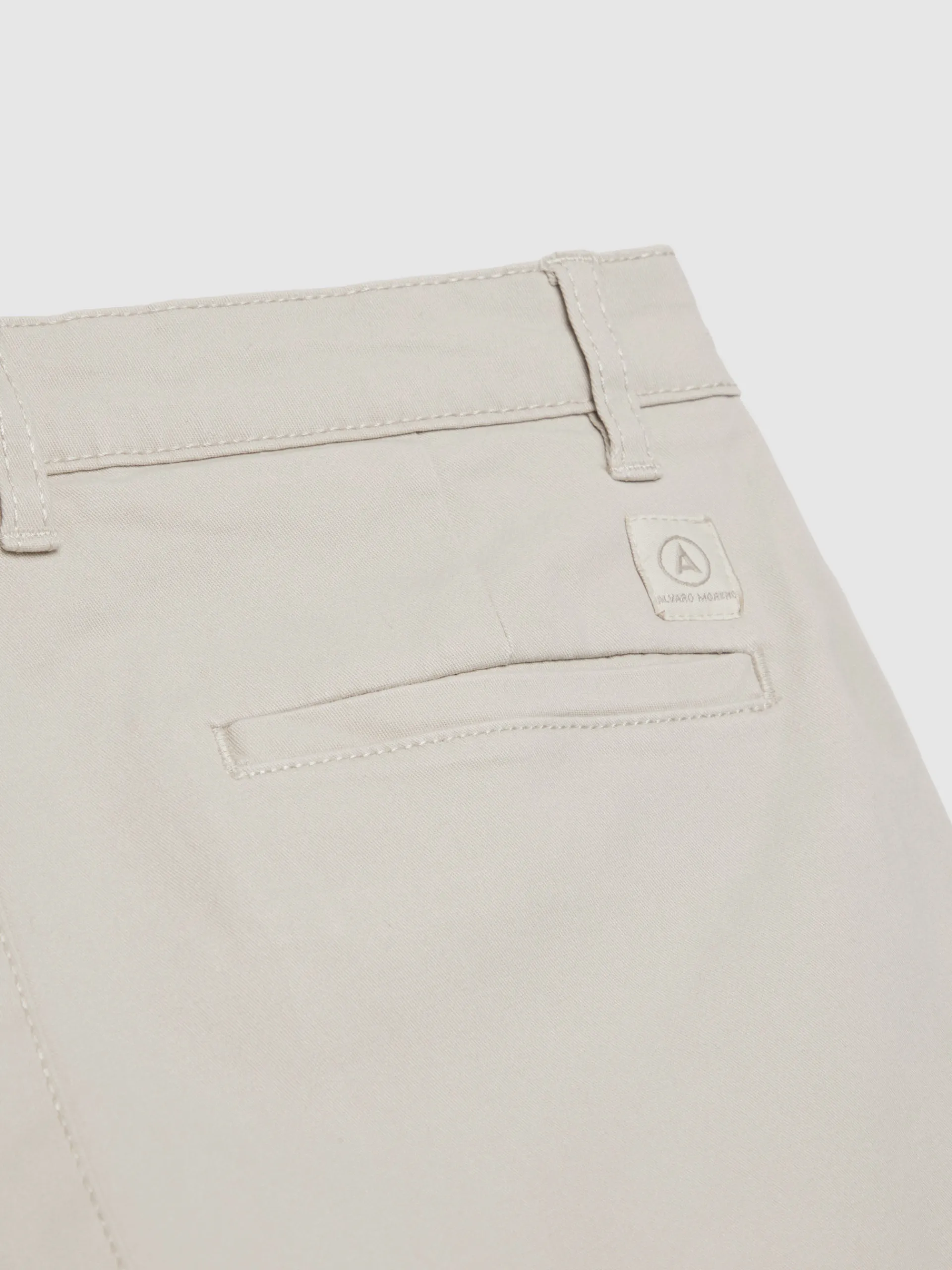 Chino-Alvaro Moreno PANTALON ELVIS Beige